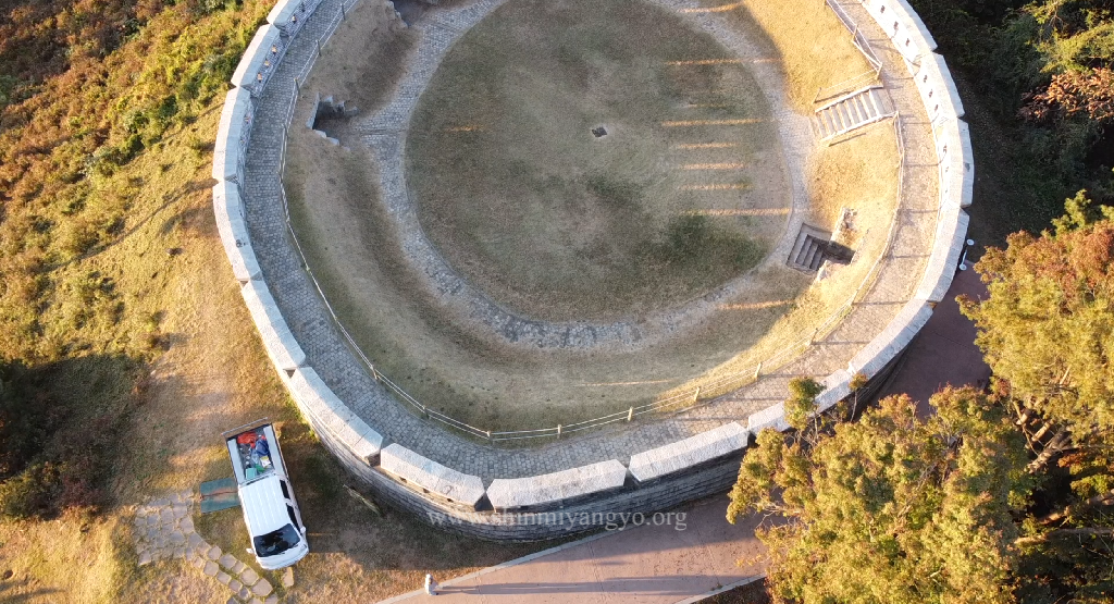 Aerial view of the Sondolmok Fort north wall (bottom-center)