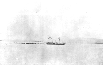 KWG30 "The Palos towing boats with storming party"