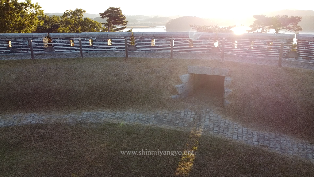 Sondolmok Fort interior east wall