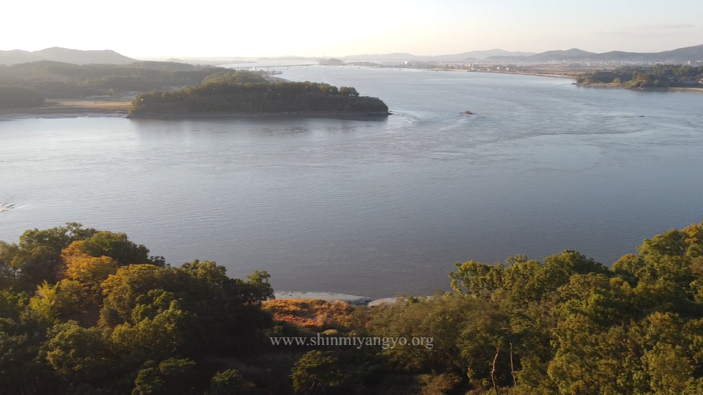 Aerial view from the Sondolmok Fort towards the Sondolmok Point on the mainland